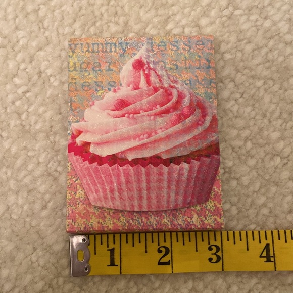 Decorative Mini Cupcake Decoration Notepad Magnetic Closure FREE W/ $36 purchase - Picture 10 of 11